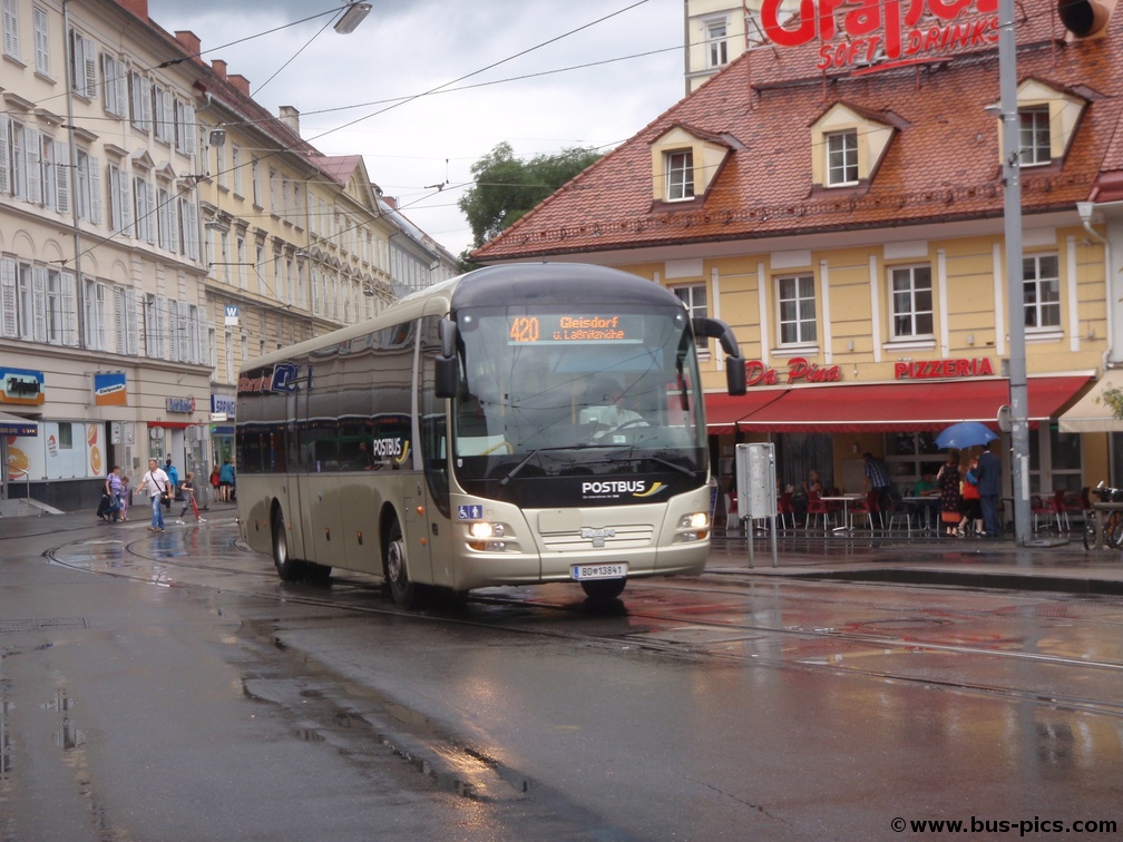 Graz, Jakominiplatz -- Linie 420 -- BD 13481