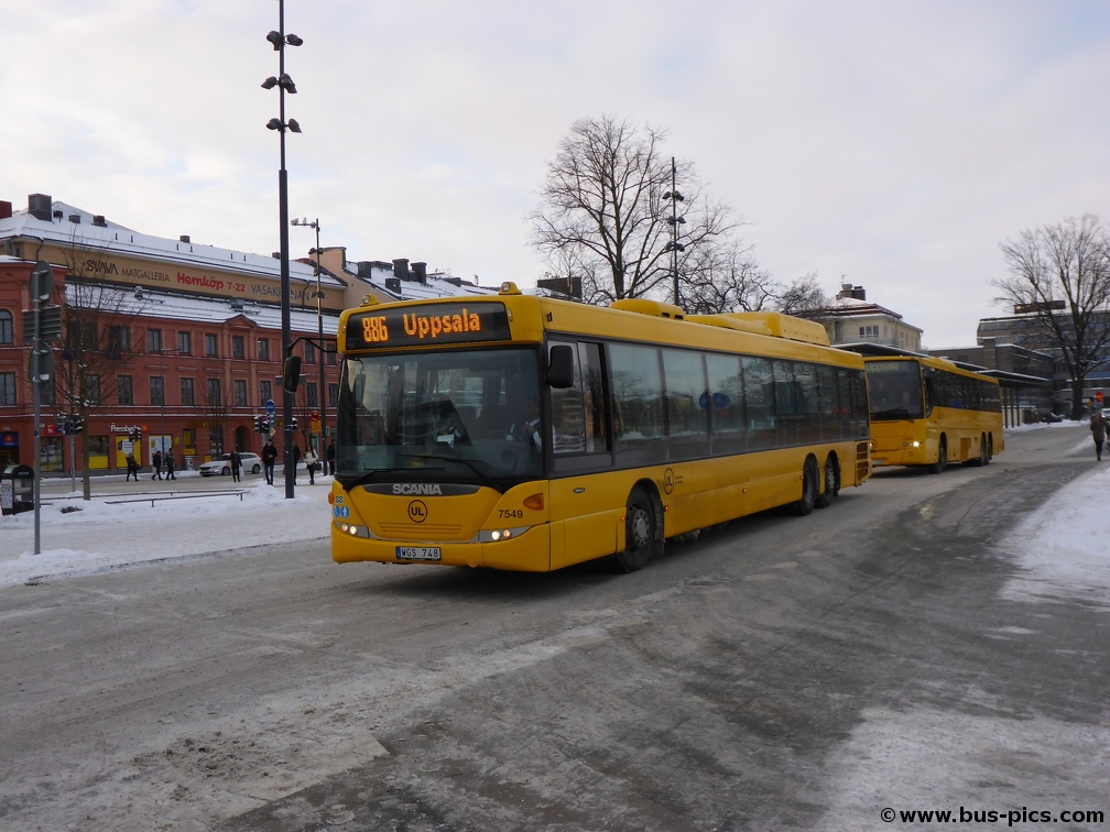 Uppsala C -- linje 886 -- Nobina (UL) 7549