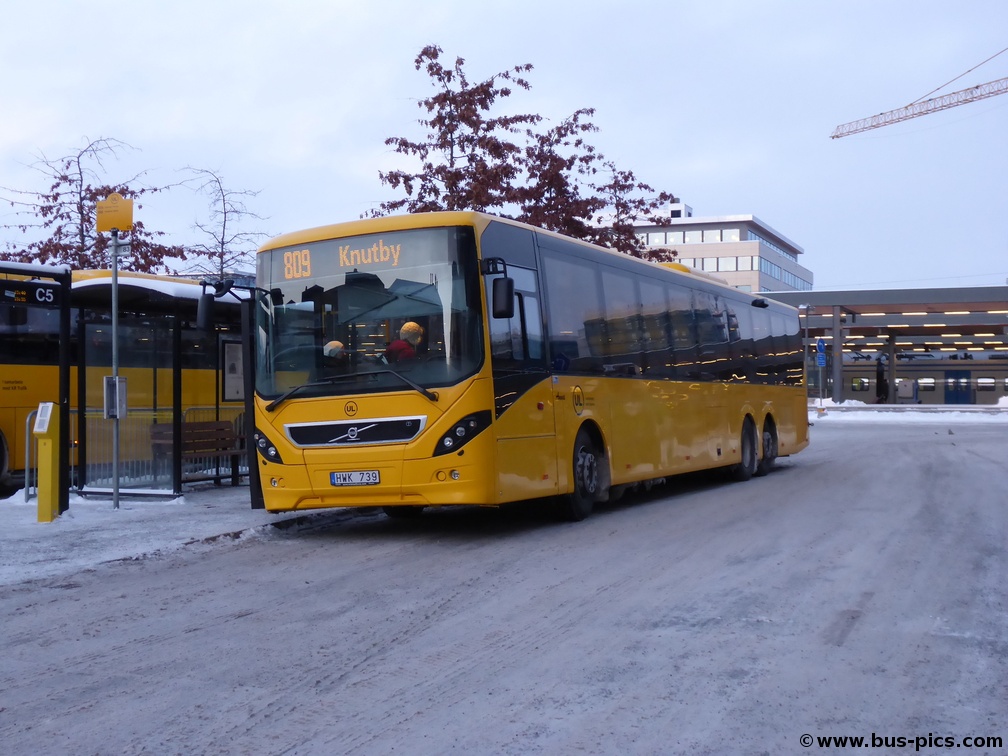 Uppsala C -- linje 809 -- Danielssons Busstrafik AB (UL) Anna