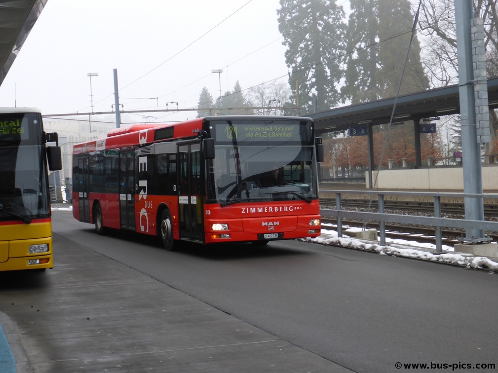 Horgen, Bahnhof -- Linie 121 -- AHW (Zimmerbergbus) 23