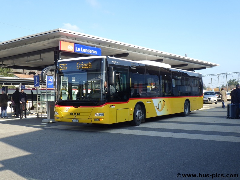 Le Landeron, gare -- ligne 526 -- Eurobus, BE 719 306