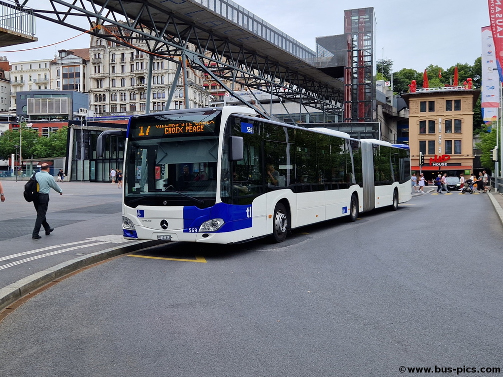 Lausanne-Flon, pl. de l'Europe -- ligne 17 -- TL 569