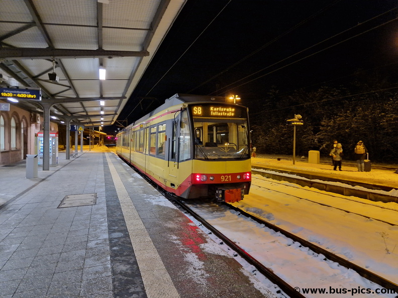 Freudenstadt -- Linie S8 -- AVG 921