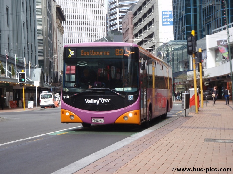 Wellington Line 83 N 910 Bus Pictures wellington-line-83-n-910-bus-pictures