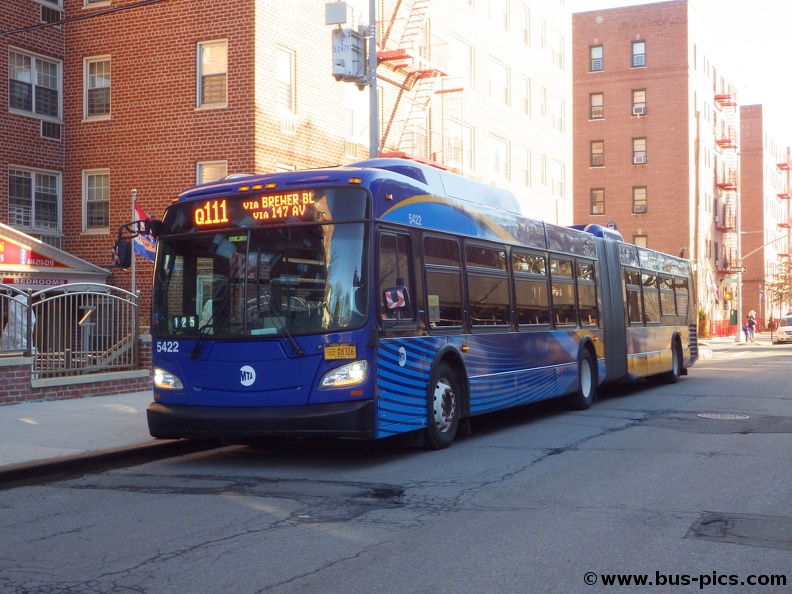 153 St & 89 Ave -- Route Q111 -- MTA 5422