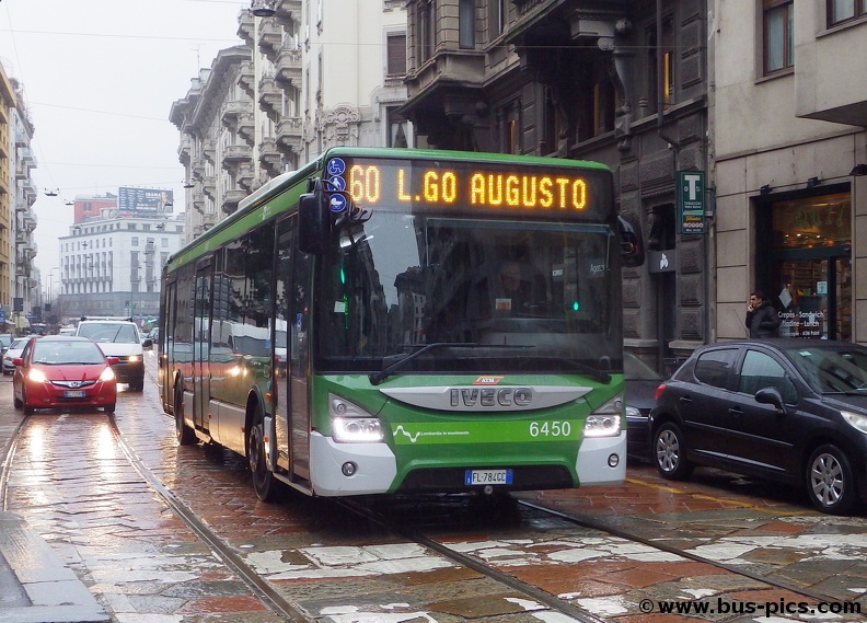Largo Augusto -- linea 60 -- ATM 6450
