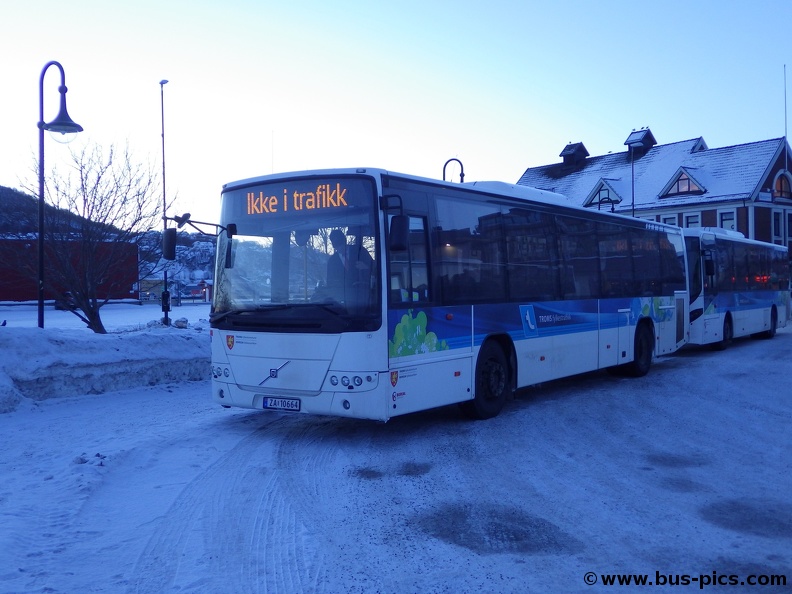 Harstad Bussterminal -- Ikke i trafikk -- Boreal Transport 44 / Troms filkestrafikk N1337