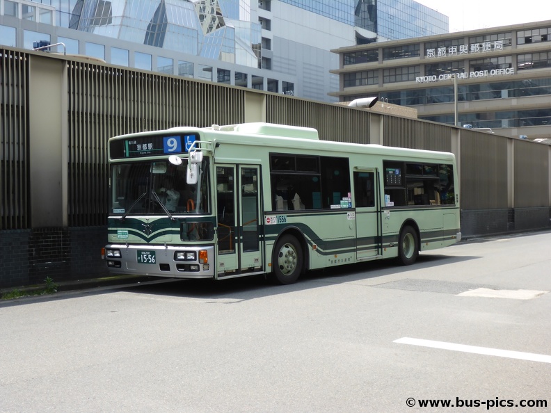 京都駅前 -- 9 -- 京都市営バス 1556