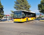 Avry-sur-Matran, Centre commercial -- ligne 460 -- CarPostal 10527